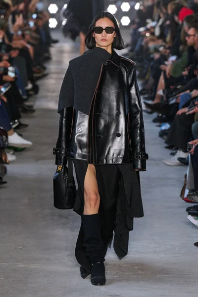 Look 38